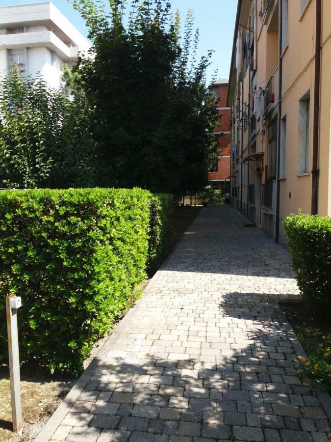 Casa Vacanze Lida Марина-ді-Каррара Екстер'єр фото